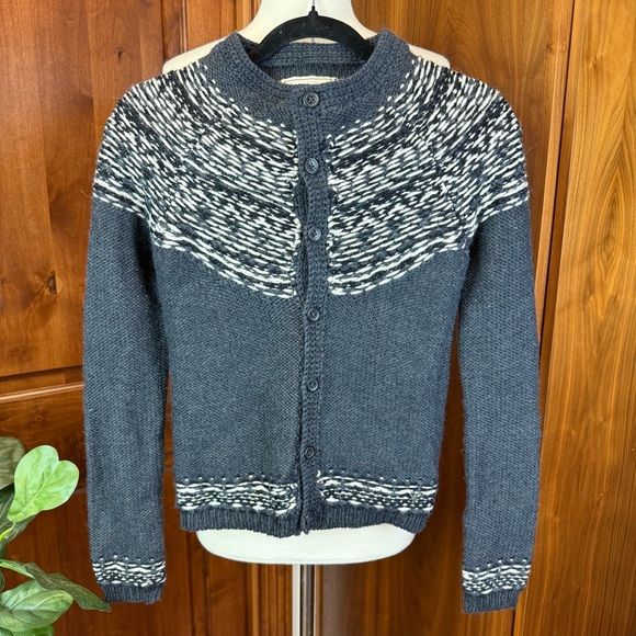 Aritzia Dark Gray and White Button-Up Cardigan - Picture 1 of 9